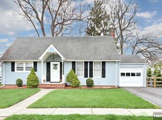 125 Medford Rd, Dumont, NJ 07628