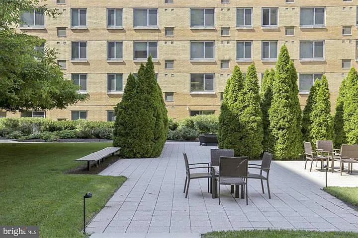 475 K St NW #1022 — Photo 26