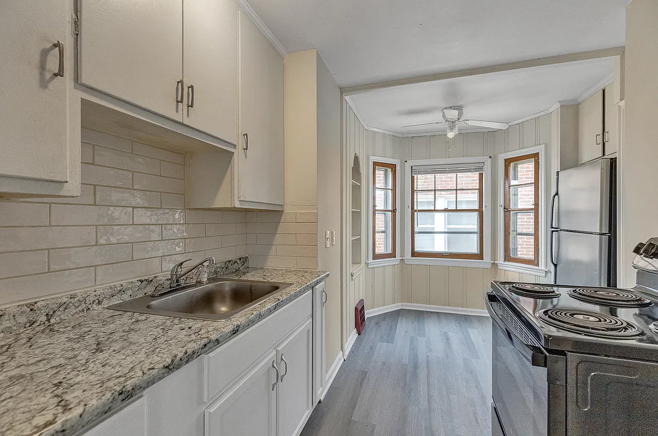 4 bed, 1885 sqft, $1,790 — Photo 3