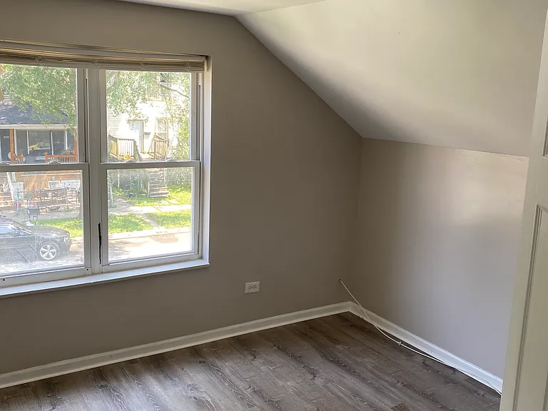 11516 S Yale Ave — Photo 11