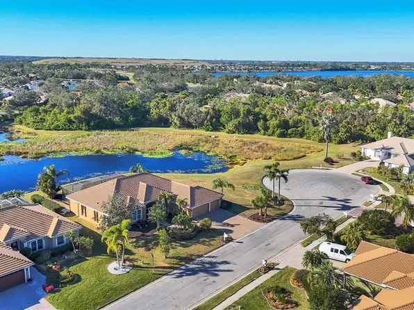 6215 Stillwater Ct, Bradenton, FL 34201