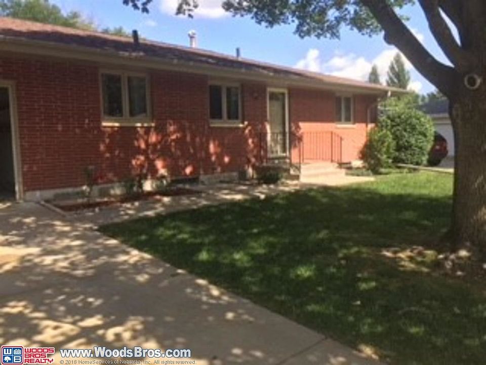 1st image of 7300 S Wedgewood Dr