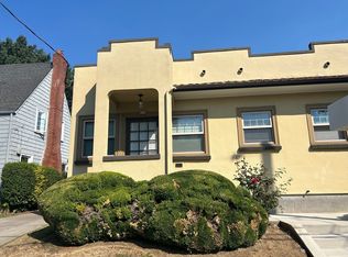 824 SE Peacock Ln, Portland, OR 97214