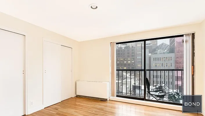 Rented by Bond New York | media 21