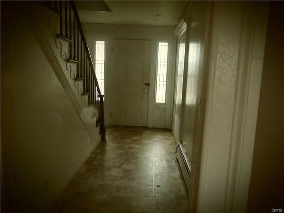 3rd image of 220 S Main St