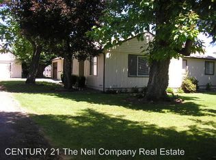 765 Curry Rd, Roseburg, OR 97471