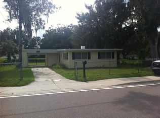 1307 Mendonsa Rd, Plant City, FL 33563