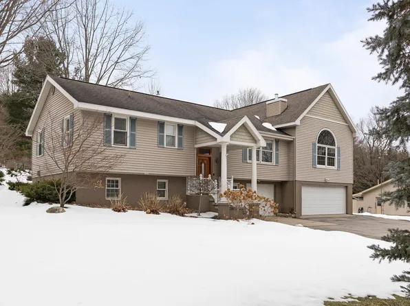 13194 S Cedar Rd, Cedar, MI 49621