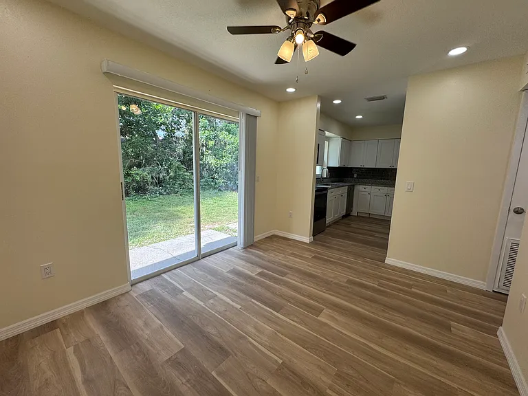 665 W Juniata St — Photo 8