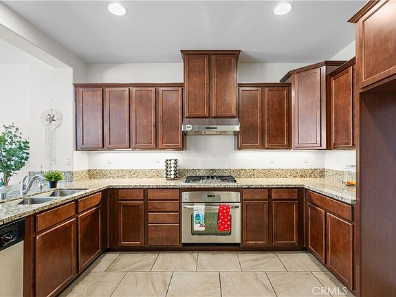 5th image of 8039 City View Pl