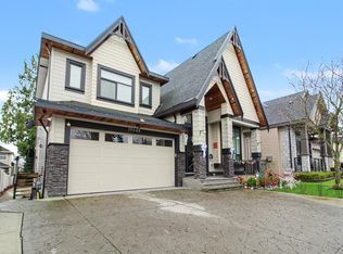 15648 82nd Ave, Surrey, BC