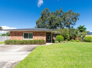126 SE Madison Cir N, Saint Petersburg, FL 33703