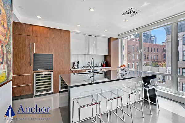 Rented by Anchor Associates | media 28