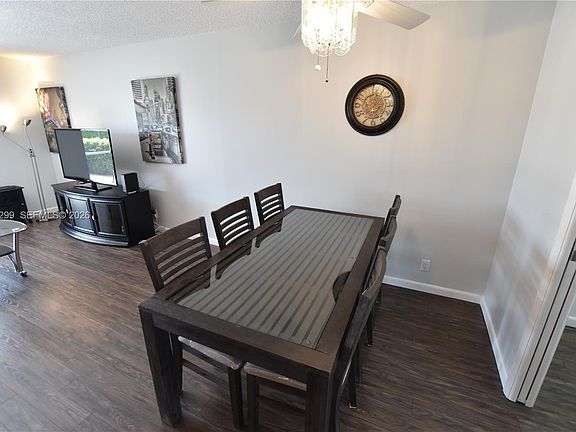 5th image of 2852 Crosley Dr W APT G