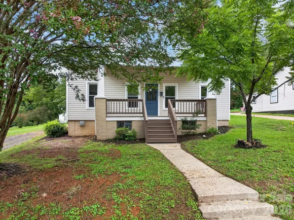 410 Spruce St SW, Lenoir, NC 28645