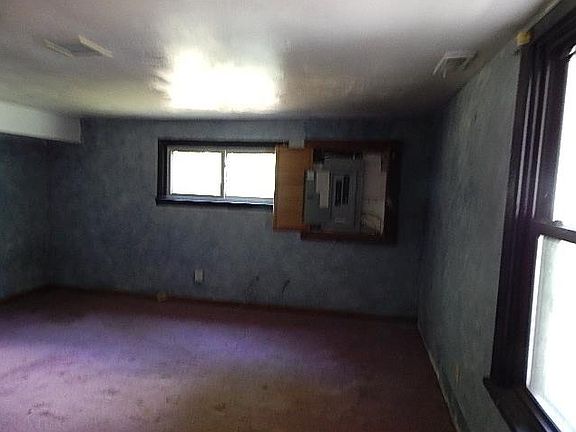 5th image of 797 Webster Hollow Rd