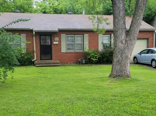 8029 Barkley St, Overland Park, KS 66204