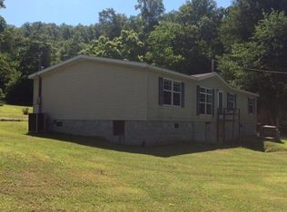 80 Tradewinds Dr, Clendenin, WV 25045