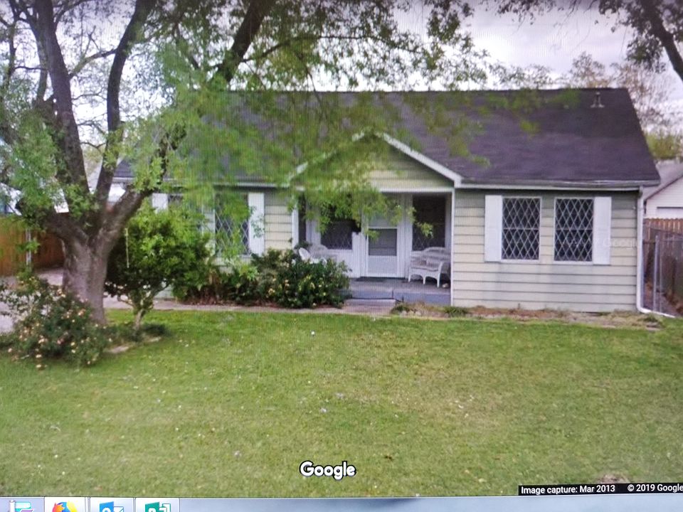 1509 Hankamer st. 77506