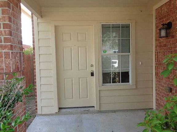2nd image of 4830 Grasilla Dr