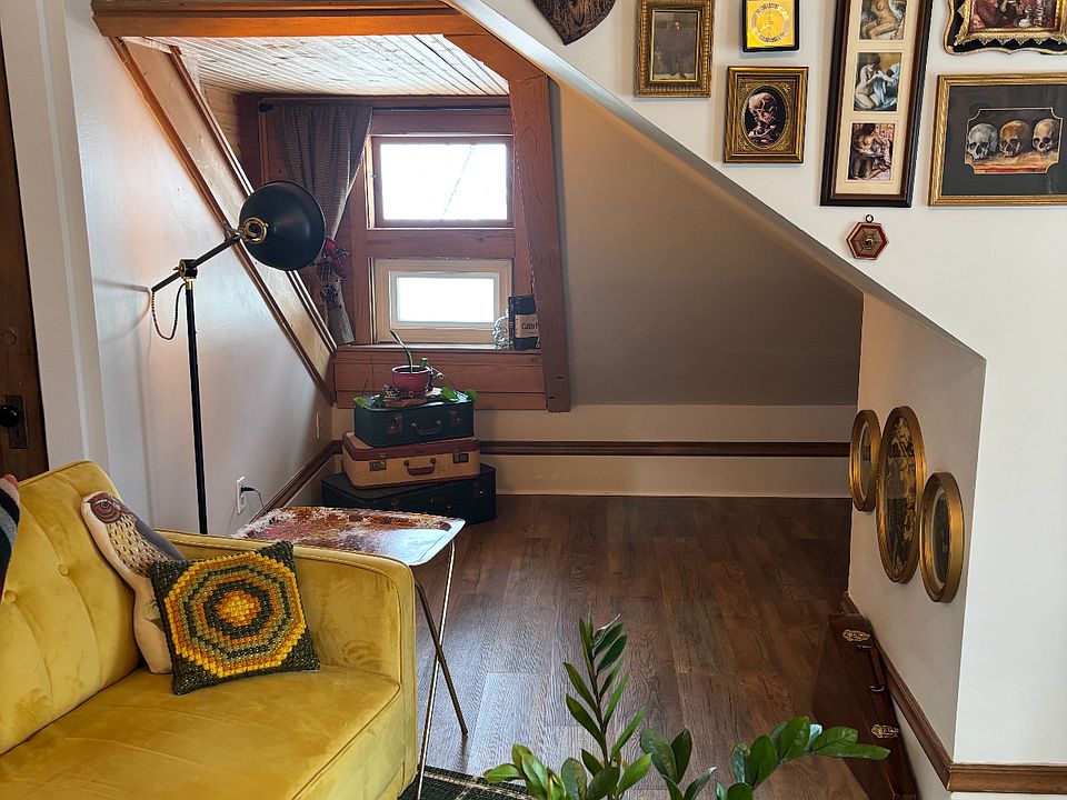Living room.