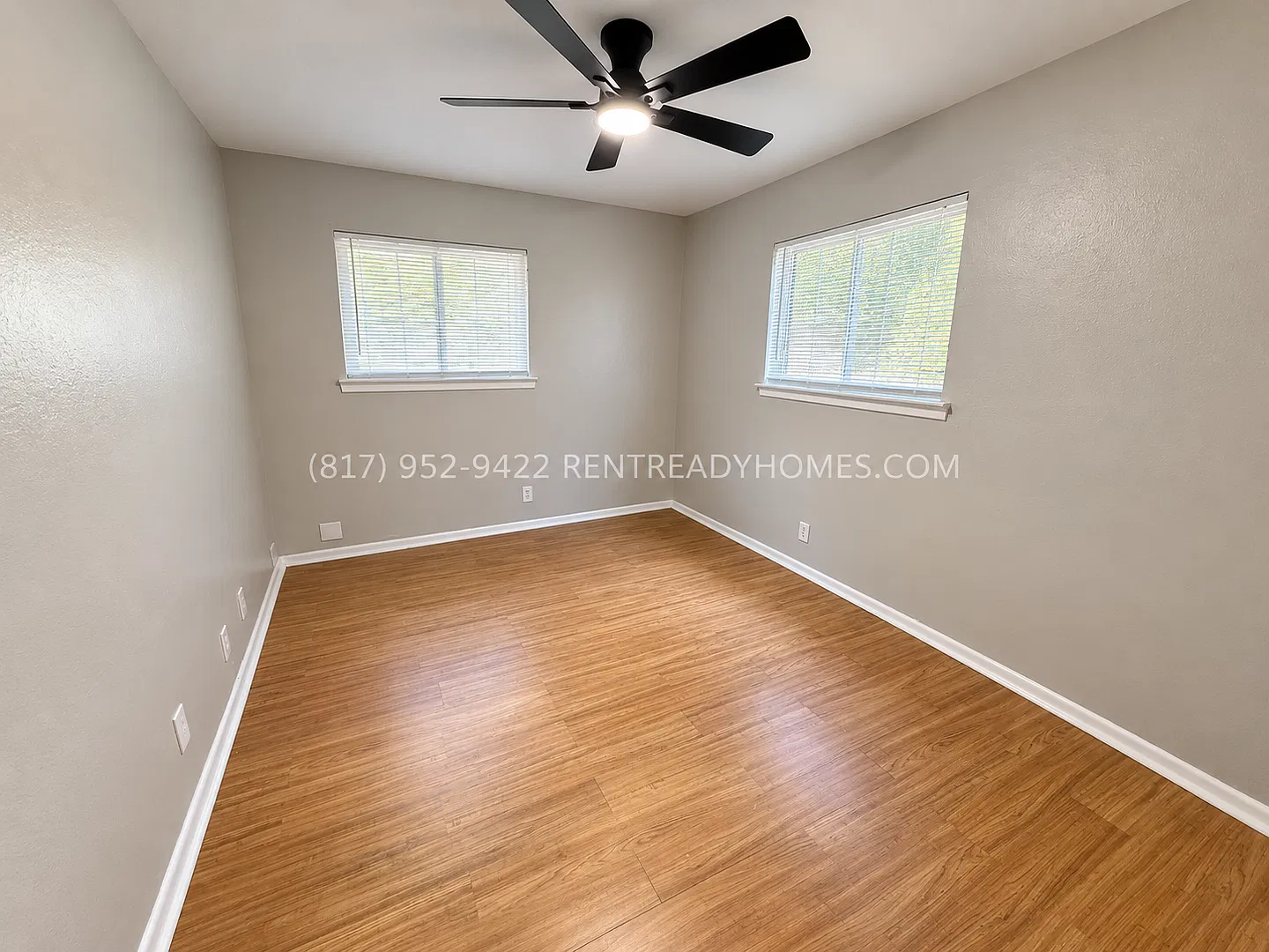 413 Deer Creek Rd - Three Bedroom Home in Everman — Photo 4