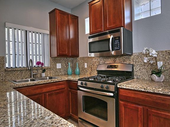 5th image of 3458 E Avalon Dr