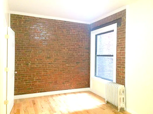 Rented by Uptown Flats LLC | media 17