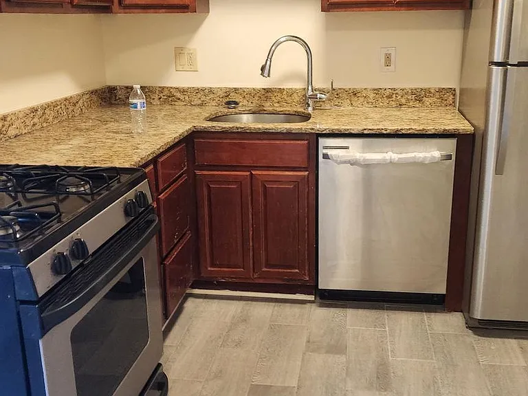 2117 Ferguson Pl — Photo 7