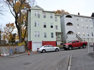 61 Fox St, Worcester, MA 01604