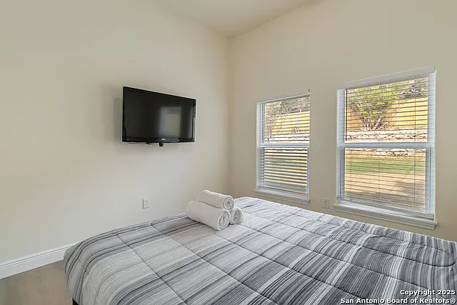 567 Hummingbird Hl — Photo 18