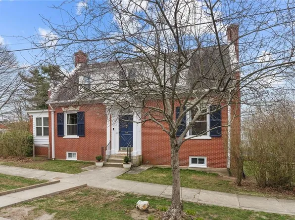 4 Central Ave, North Providence, RI 02911