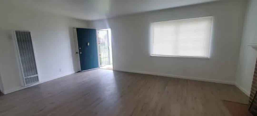 3 bed, 1066 sqft, $1,500 — Photo 2