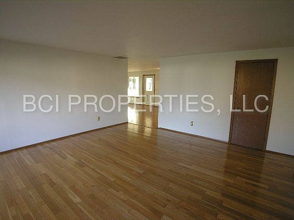 2nd image of 10510 94th St SW