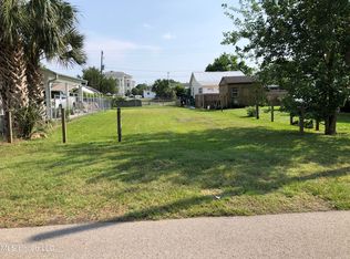 134 Demontluzin Ave #26, Bay Saint Louis, MS 39520