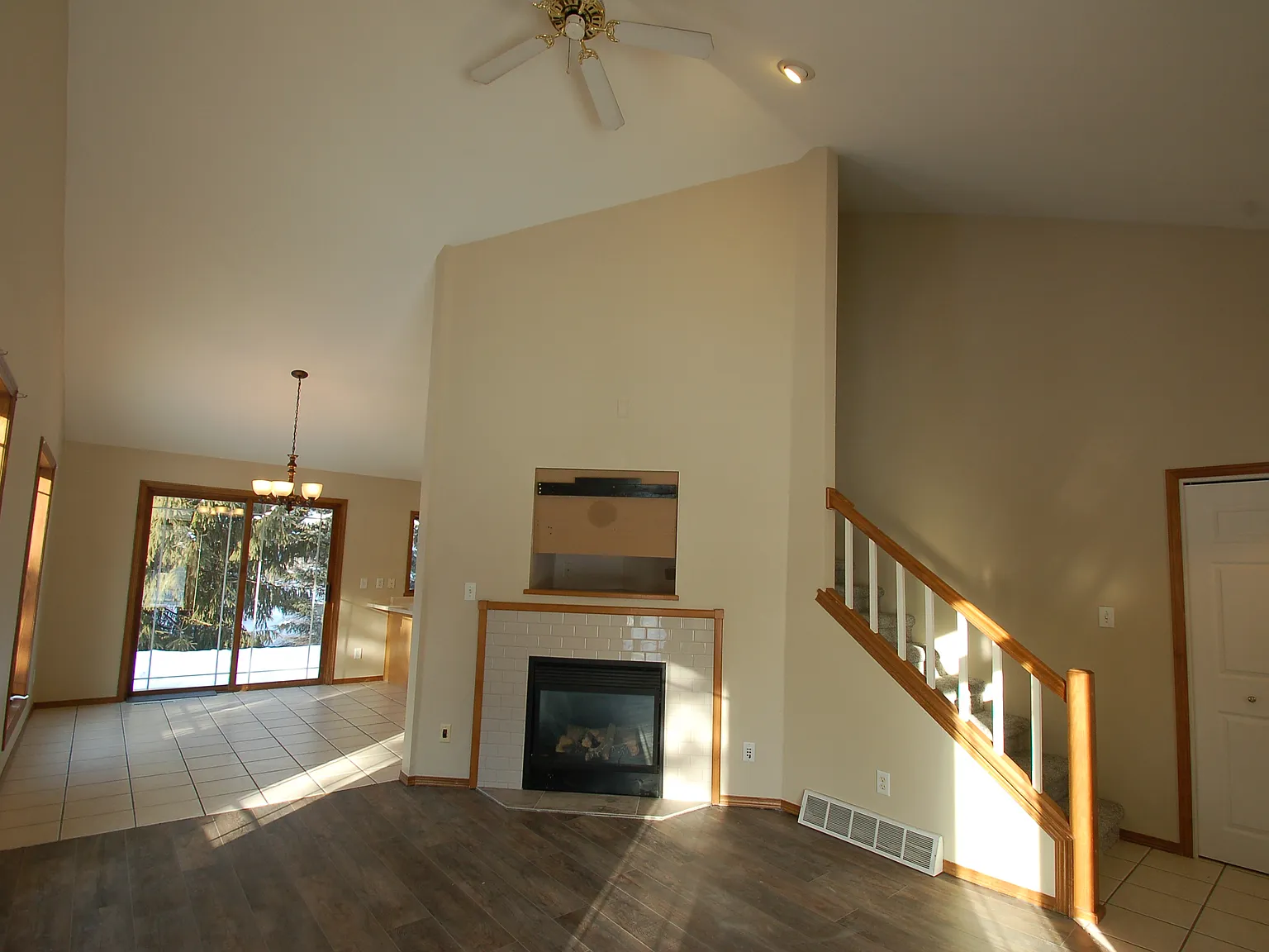 3 bed, 1552 sqft, $2,000 — Photo 3