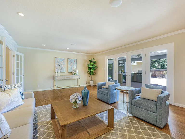 20317 Blauer Dr — Photo 7