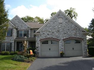 415 Village Way, Harrisburg, PA 17112
