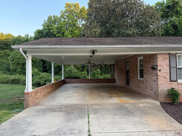 Carport