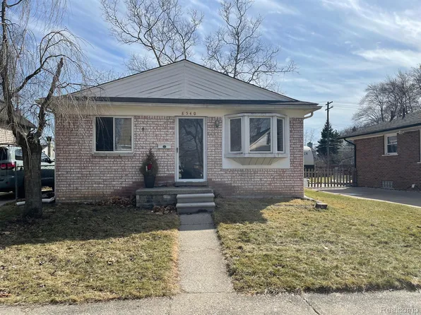 8540 Central Ave, Center Line, MI 48015