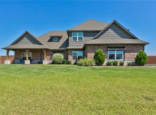 7009 SW 92nd St, Oklahoma City, OK 73169