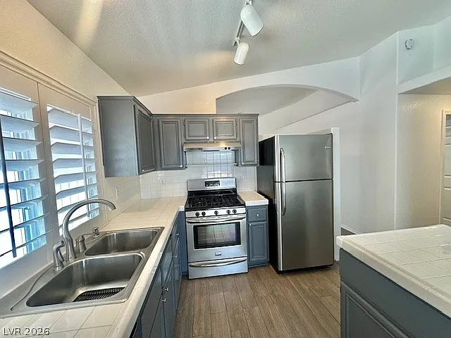 8109 Chambersberg St — Photo 3