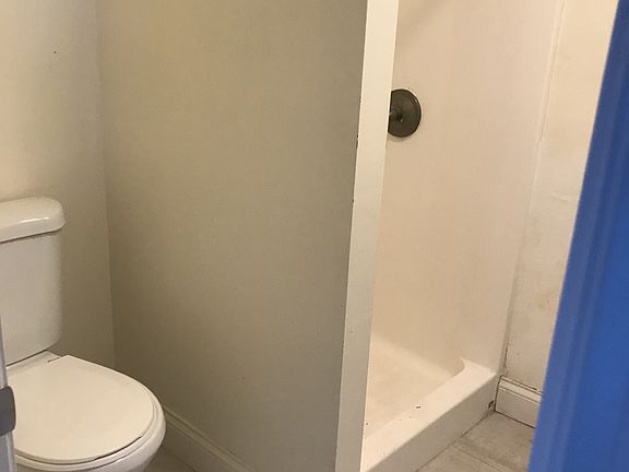 5th image of 2336 Julian Ave