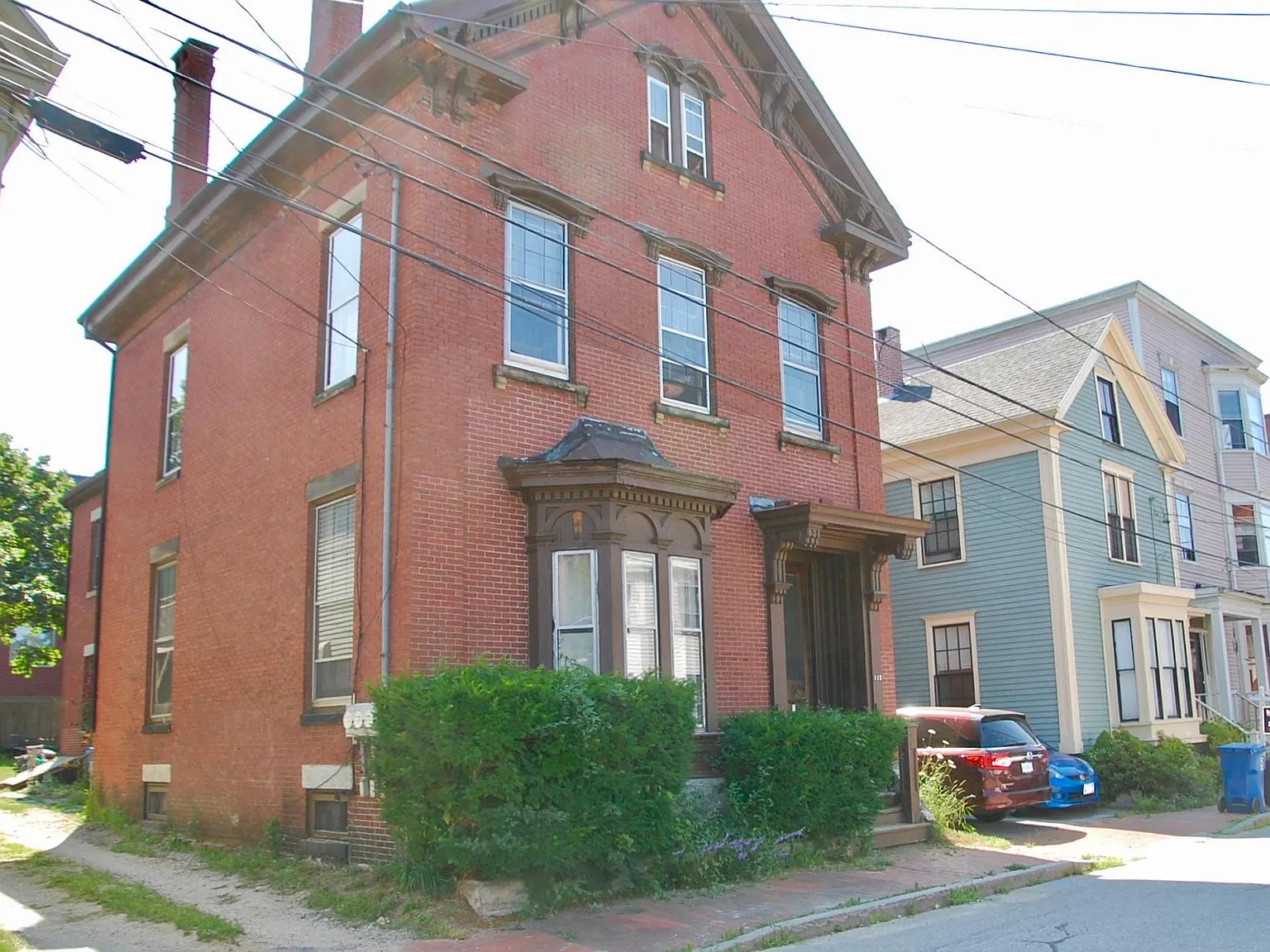 2 bed, 1000 sqft, $2,400 — Photo 1