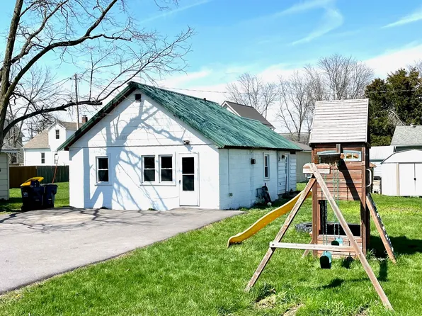 719 Lacrosse St, Mauston, WI 53948