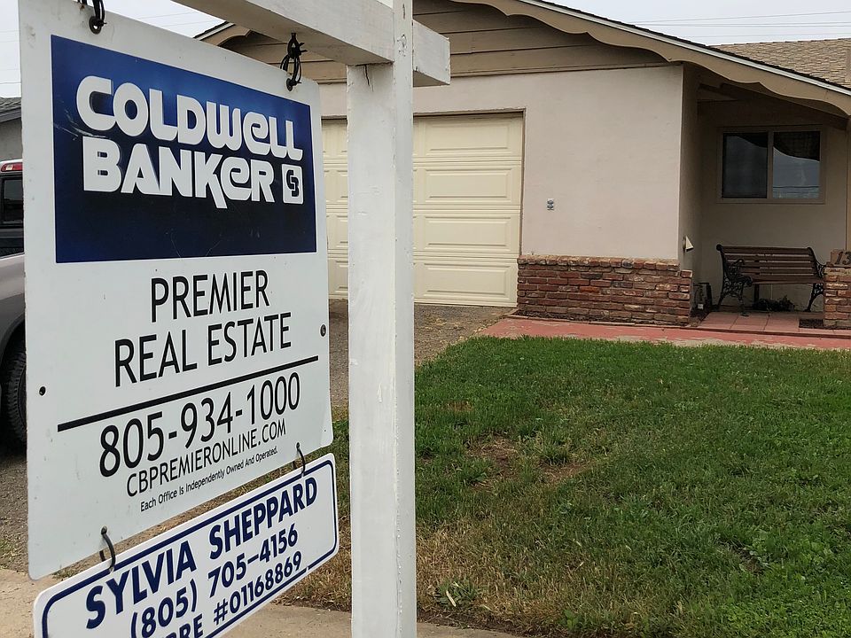 1st image of 1305 Mira Flores Dr