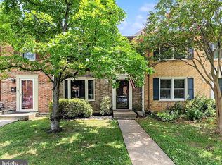 279 Gundry Dr, Falls Church, VA 22046