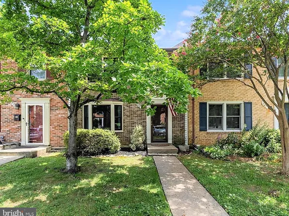 279 Gundry Dr, Falls Church, VA 22046