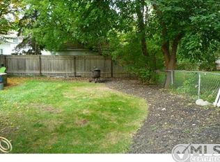 1260 Larkmoor Blvd, Berkley, MI 48072