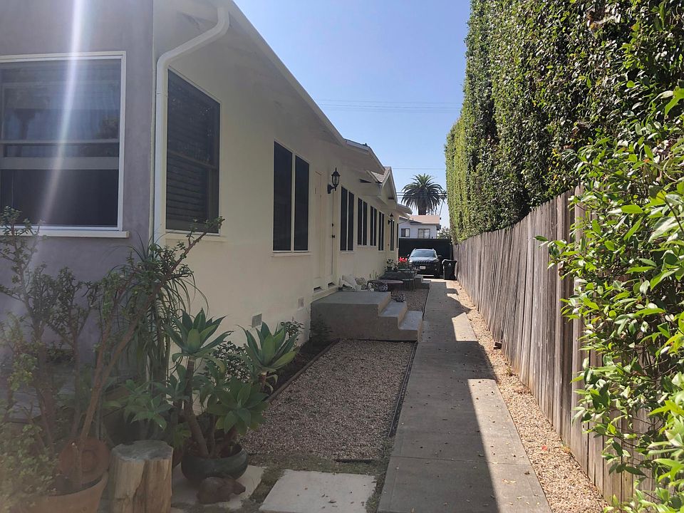 1st image of 658 Broadway St #2